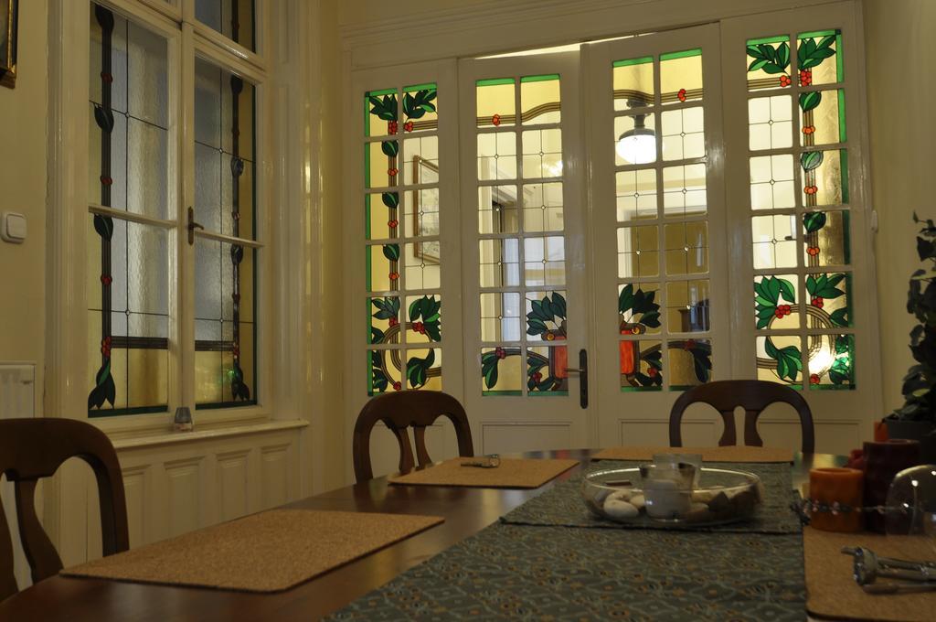 Charming Art Deco Flat