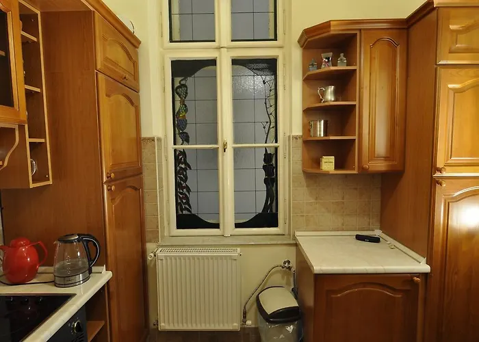 Charming Art Deco Flat